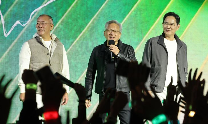 Global AI Infrastructure & the Memory Supercycle: How Geopolitics Is Reshaping the Tech Industry