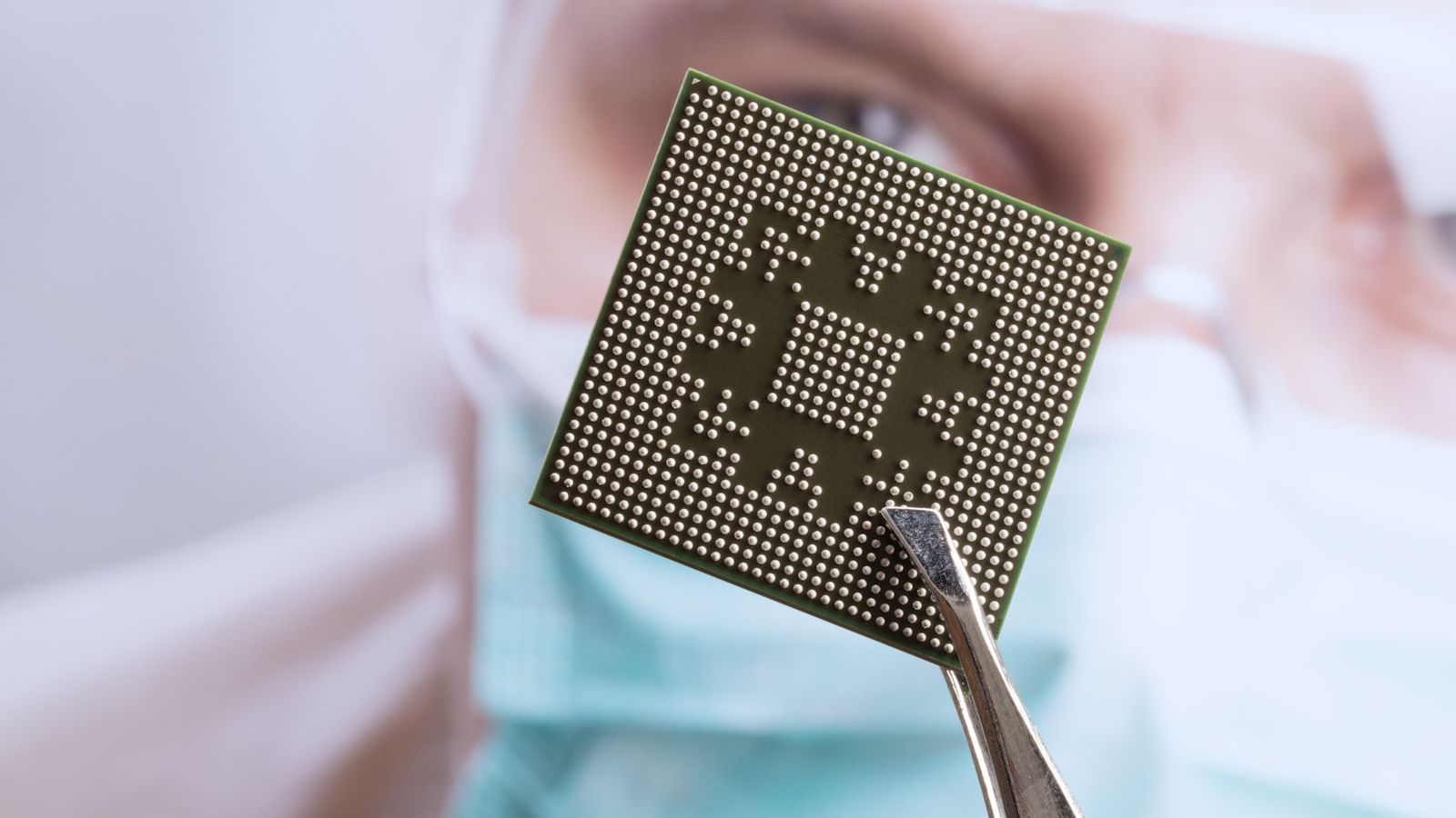 Semiconductors & Chip Technology: Why Supply Chains, IP, and Strategic Deals Are Dominating Tech Headlines