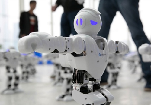Humanoid Robot Dancing Goes Viral: When Robotics Meets Social Media Culture