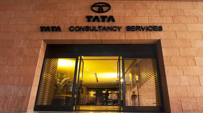 Good News for TCS Employees: Variable Pay Rises to 80% Amid AI Momentum